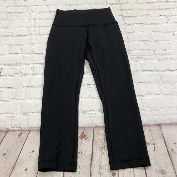 Lululemon Wunder Under Crop High Rise Tight Yoga Leggings Size 4 Black B202 -1 - Picture 1 of 15
